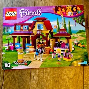 Lego Friends Hartlake Riding Club